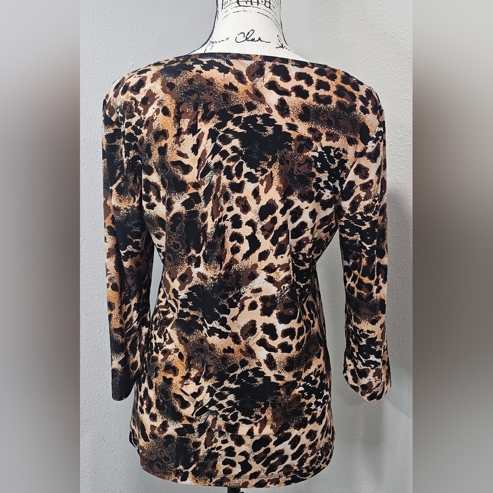 Bonnie Evans Women's Leopard Print 3/4 Sleeve Round Neck Poly Blouse Size Medium - Picture 4 of 9